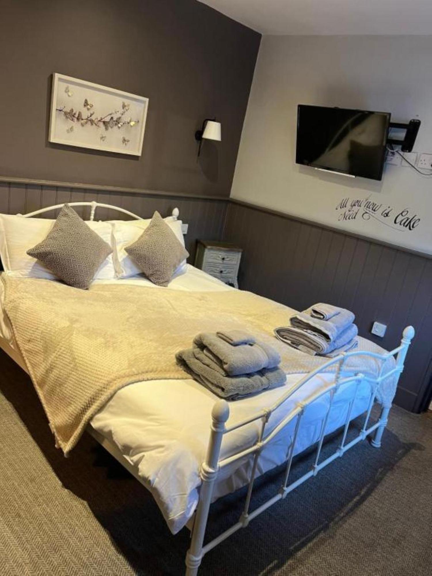 The Crown Inn Gayton  Bagian luar foto