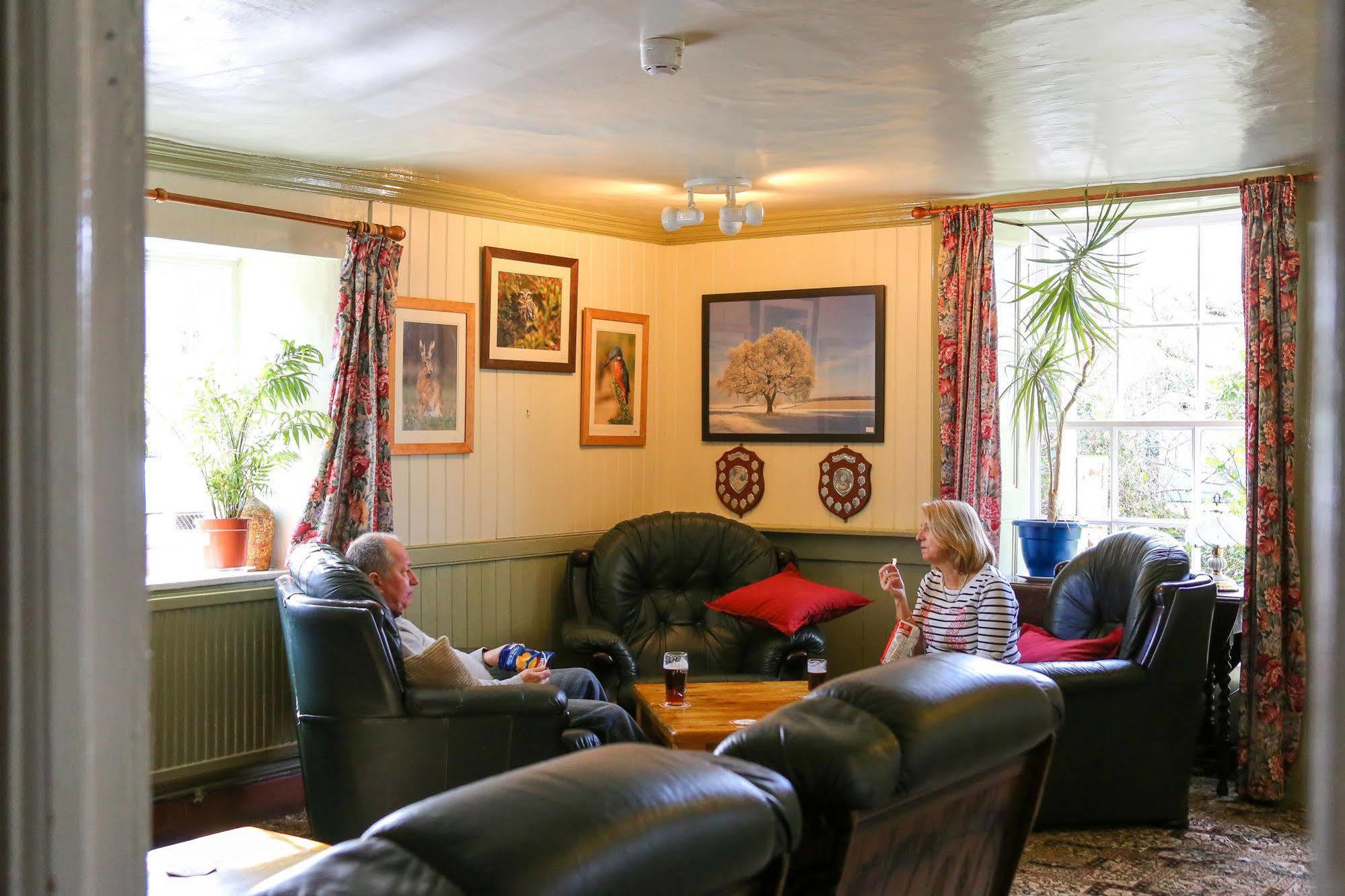 The Crown Inn Gayton  Bagian luar foto
