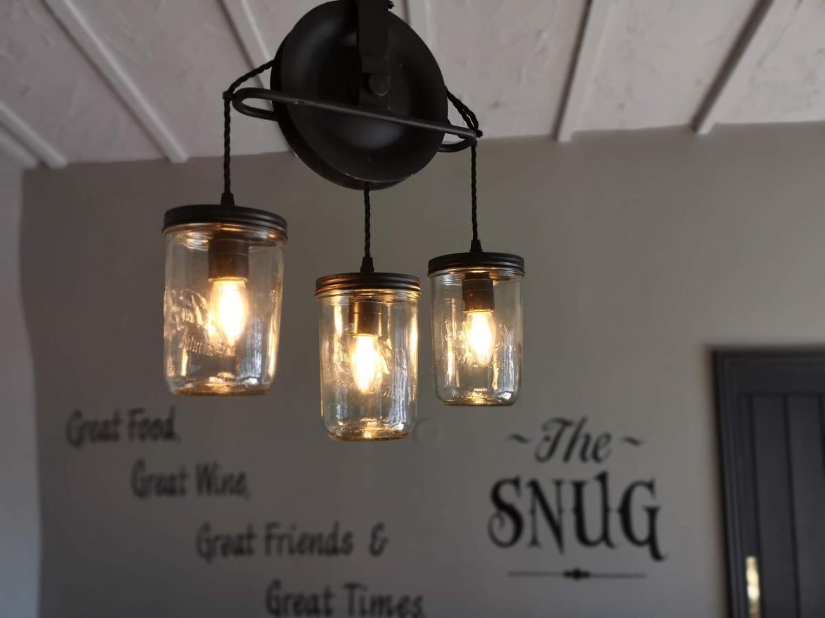 The Crown Inn Gayton  Bagian luar foto